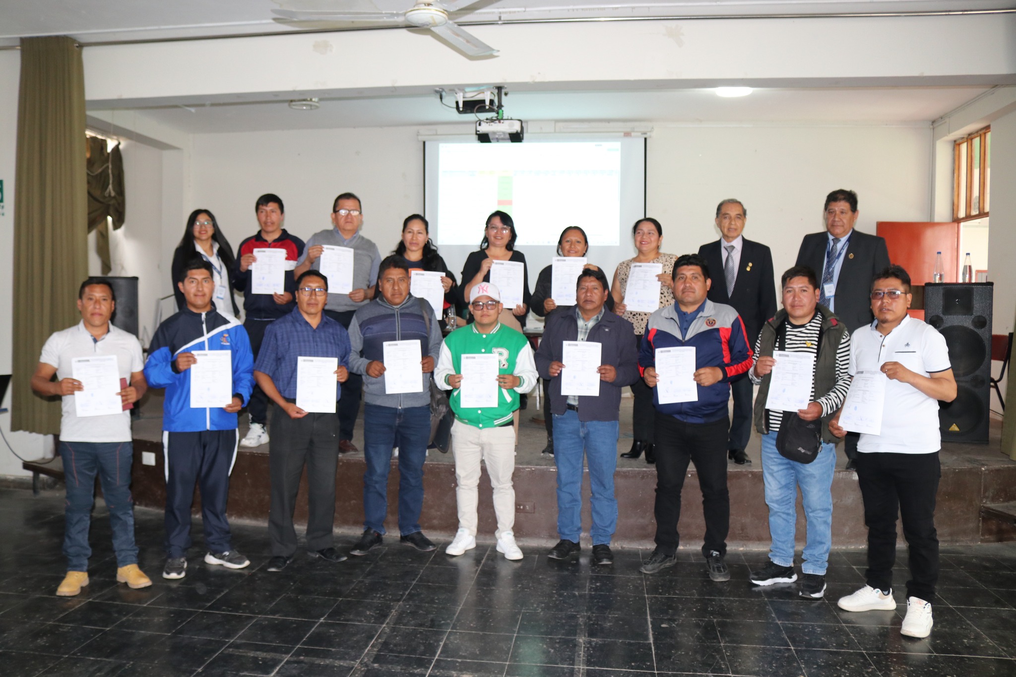 ¡𝗔𝗦𝗘𝗚𝗨𝗥𝗔𝗠𝗢𝗦 𝗘𝗟 𝗜𝗡𝗜𝗖𝗜𝗢 𝗘𝗦𝗖𝗢𝗟𝗔𝗥 𝟮𝟬𝟮𝟱 𝗖𝗢𝗡 𝗠𝗔́𝗦 𝗗𝗢𝗖𝗘𝗡𝗧𝗘𝗦 𝗔𝗗𝗝𝗨𝗗𝗜𝗖𝗔𝗗𝗢𝗦 𝗘𝗡 𝗟𝗔 𝗘𝗧𝗔𝗣𝗔 𝗘𝗫𝗖𝗘𝗣𝗖𝗜𝗢𝗡𝗔𝗟 𝗗𝗘 𝗡𝗢𝗠𝗕𝗥𝗔𝗠𝗜𝗘𝗡𝗧𝗢❗